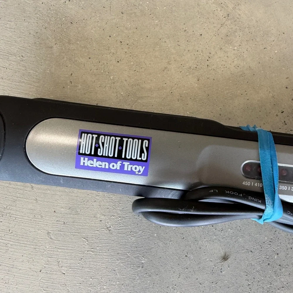 Hot Shot Tools Helen of Troy Ceramic Flat Iron Hair Straightener 1 Inch 450F